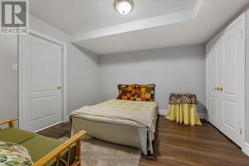 206 Corner Ridge Road, Aurora (Aurora Highlands), ON - Indoor Photo Showing Bedroom