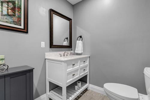 23 Grants Way, Barrie, ON - Indoor Photo Showing Bathroom