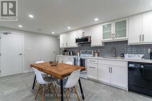 4115 Wilcox Road, Mississauga (Rathwood), ON - Indoor Photo Showing Kitchen