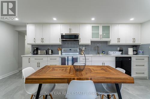 4115 Wilcox Road, Mississauga (Rathwood), ON - Indoor Photo Showing Kitchen