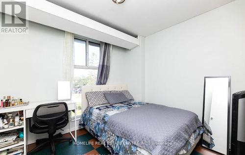 275 - 2095 Roche Court, Mississauga, ON - Indoor Photo Showing Bedroom