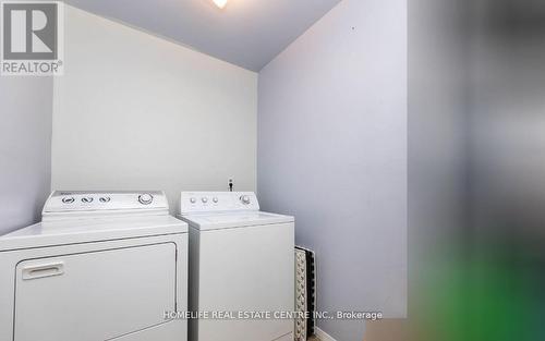 275 - 2095 Roche Court, Mississauga, ON - Indoor Photo Showing Laundry Room