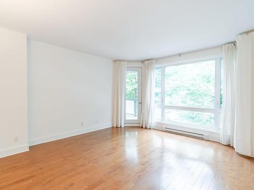 Living room - 212-2285 Av. Ekers, Mont-Royal, QC - Indoor Photo Showing Other Room