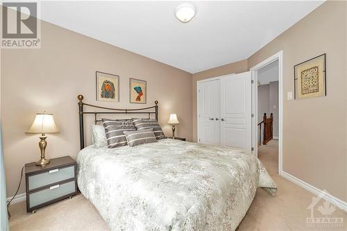 130 Tandalee Crescent, Ottawa, ON - Indoor Photo Showing Bedroom
