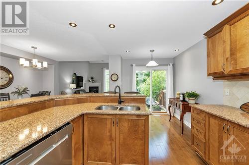 130 Tandalee Crescent, Ottawa, ON - Indoor Photo Showing Kitchen With Double Sink