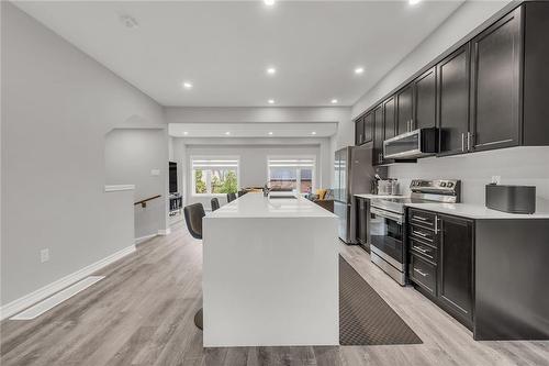 187 Wilson Street W|Unit #32, Ancaster, ON - Indoor Photo Showing Kitchen