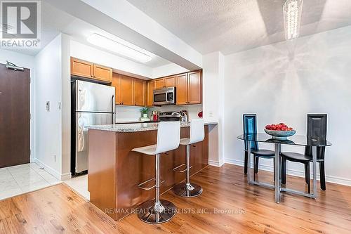 1703 - 335 Rathburn Road W, Mississauga, ON - Indoor Photo Showing Kitchen