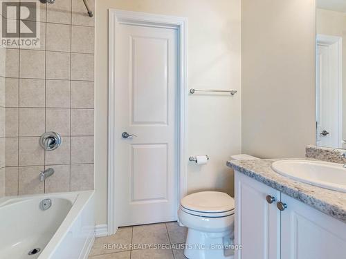 61 Lola Crescent, Brampton, ON - Indoor Photo Showing Bathroom