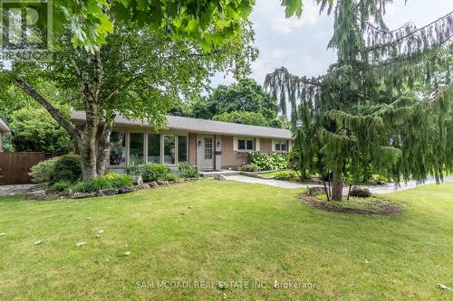 1130 Falgarwood Drive, Oakville, ON - Outdoor