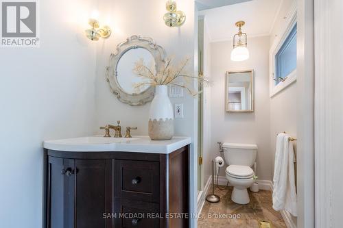 1130 Falgarwood Drive, Oakville, ON - Indoor Photo Showing Bathroom