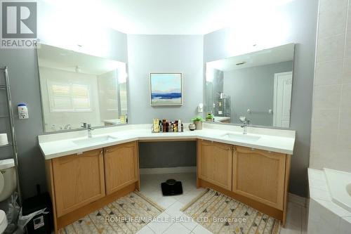 31 Daleridge Crescent S, Brampton, ON - Indoor Photo Showing Bathroom