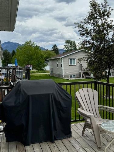 4864 Emerald Avenue, Canal Flats, BC - Outdoor With Deck Patio Veranda