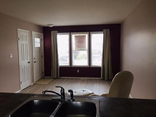 4864 Emerald Avenue, Canal Flats, BC - Indoor Photo Showing Kitchen With Double Sink