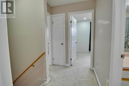 28 - 308 Conway Drive, London, ON - Indoor Photo Showing Other Room