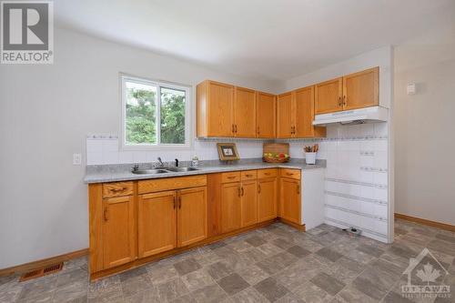 Kitchen - 7139 Mitch Owens Road, Ottawa, ON - Indoor Photo Showing Kitchen With Double Sink