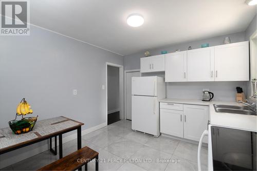 12 Northwood Crescent, Belleville, ON - Indoor Photo Showing Kitchen With Double Sink