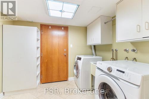 2703 - 33 University Avenue, Toronto, ON - Indoor Photo Showing Laundry Room