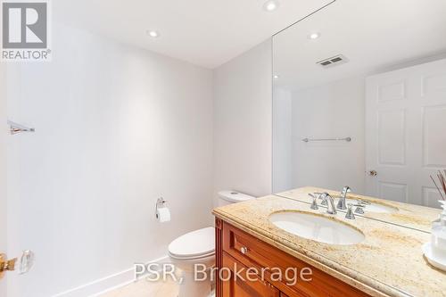 2703 - 33 University Avenue, Toronto, ON - Indoor Photo Showing Bathroom