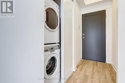 2508 - 42 Charles Street E, Toronto (Church-Yonge Corridor), ON - Indoor Photo Showing Laundry Room