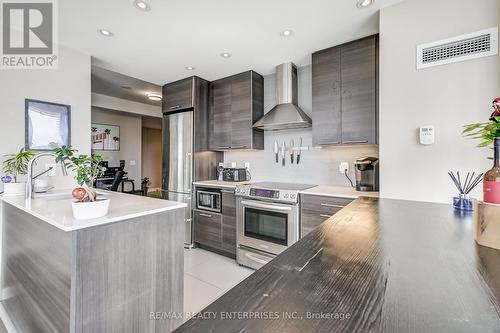 1413 - 1 Market Street, Toronto, ON - Indoor Photo Showing Kitchen With Upgraded Kitchen