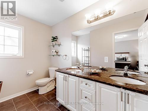 72 - 1701 Finch Avenue, Pickering, ON - Indoor Photo Showing Bathroom