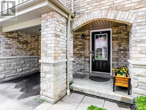 72 - 1701 Finch Avenue, Pickering, ON - Outdoor