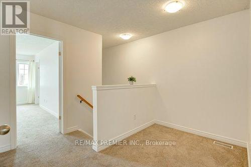 13 - 468 Doon South Drive, Kitchener, ON - Indoor Photo Showing Other Room