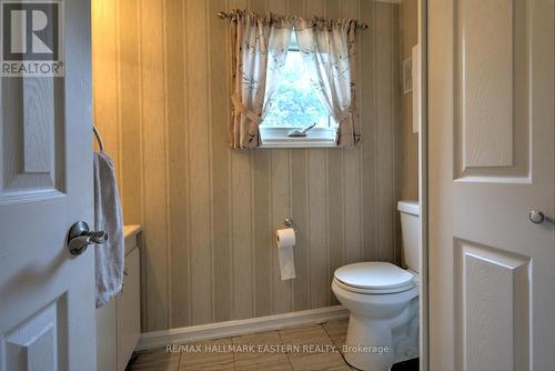 57 Circle Drive, Kawartha Lakes, ON - Indoor Photo Showing Bathroom