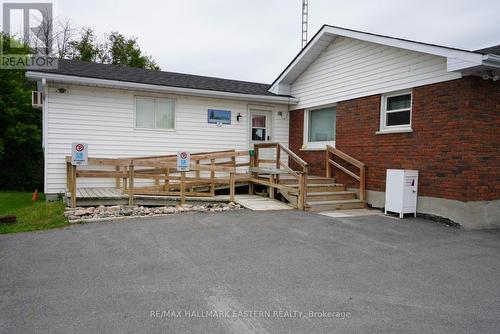 57 Circle Drive, Kawartha Lakes, ON - Outdoor With Exterior