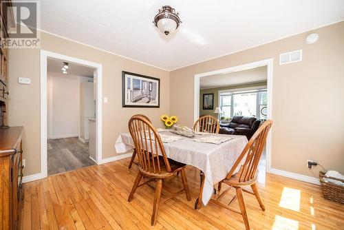 14 Silvie Street, Deep River, ON - Indoor Photo Showing Dining Room