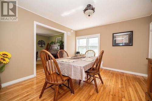 14 Silvie Street, Deep River, ON - Indoor Photo Showing Dining Room