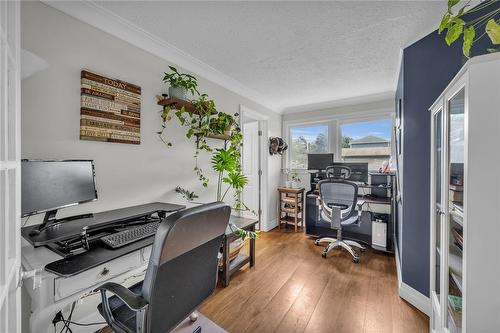 56 Curtis Avenue S, Paris, ON - Indoor Photo Showing Office
