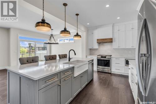 322 Dagnone Crescent, Saskatoon, SK - Indoor Photo Showing Kitchen With Stainless Steel Kitchen With Upgraded Kitchen