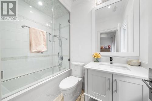 1 Abbotsford Road, Toronto, ON - Indoor Photo Showing Bathroom