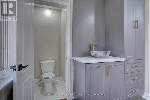 2 - 26 Mackenzie Drive, Halton Hills, ON - Indoor Photo Showing Bathroom
