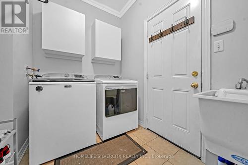 171 Gardenbrooke Trail, Brampton, ON - Indoor Photo Showing Laundry Room