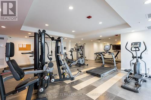 821 - 15 James Finlay Way, Toronto (Downsview-Roding-Cfb), ON - Indoor Photo Showing Gym Room