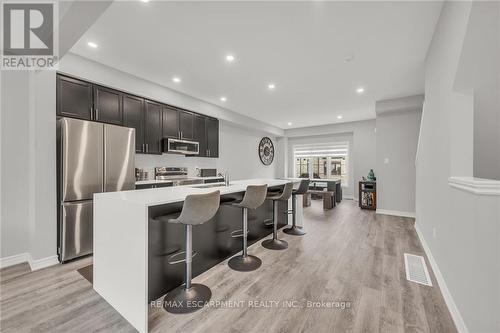 32 - 187 Wilson Street W, Hamilton, ON - Indoor Photo Showing Kitchen With Stainless Steel Kitchen With Upgraded Kitchen