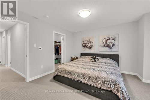 32 - 187 Wilson Street W, Hamilton, ON - Indoor Photo Showing Bedroom