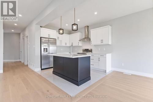 3869 Auckland Avenue, London, ON - Indoor Photo Showing Kitchen With Upgraded Kitchen
