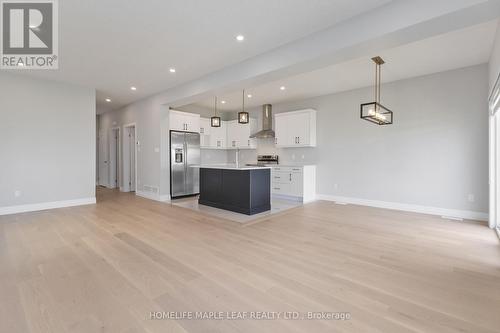 3869 Auckland Avenue, London, ON - Indoor Photo Showing Kitchen