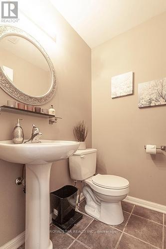 23 Owl Street, Cambridge, ON - Indoor Photo Showing Bathroom