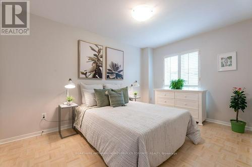 2 Farina Mill Way, Toronto, ON - Indoor Photo Showing Bedroom