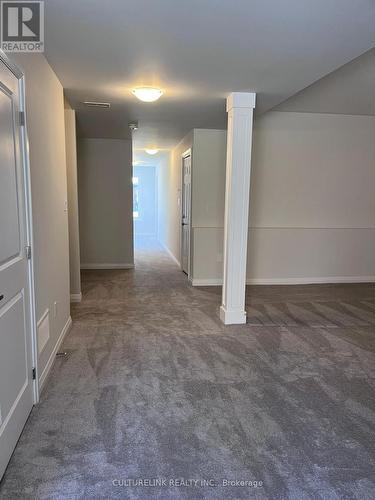 1402 Stovell Crescent, Innisfil, ON - Indoor Photo Showing Other Room