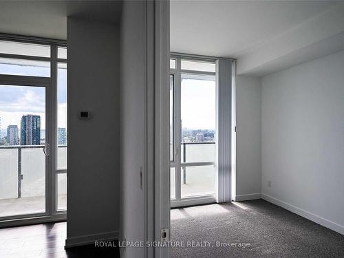 2713-170 Fort York Blvd, Toronto, ON - Indoor Photo Showing Other Room