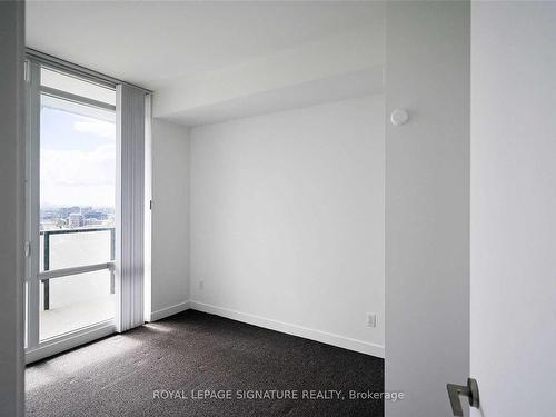 2713-170 Fort York Blvd, Toronto, ON - Indoor Photo Showing Other Room