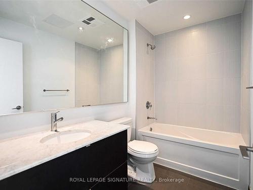 2713-170 Fort York Blvd, Toronto, ON - Indoor Photo Showing Bathroom