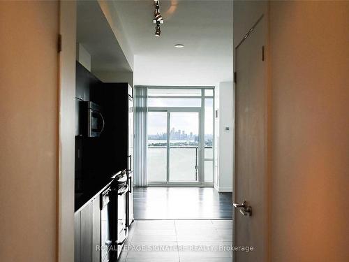 2713-170 Fort York Blvd, Toronto, ON - Indoor Photo Showing Other Room