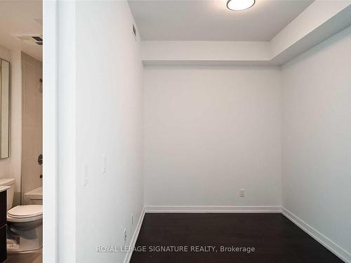 2713-170 Fort York Blvd, Toronto, ON - Indoor Photo Showing Other Room