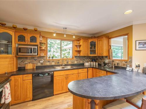 106 Broadwell Rd, Salt Spring, BC 